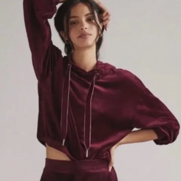 Anthropologie Daily Practice Maroon Oversized Velour Hoodie Small Pullover - Picture 1 of 4